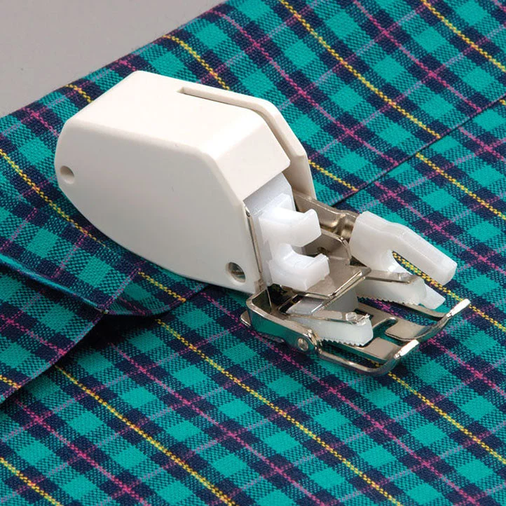 mrsewing3197053